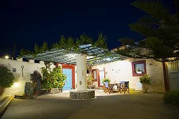 Canava Santino Cave Messaria (Santorini)