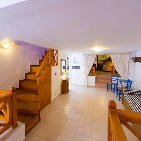 Canava Santino Cave Apartman Meszariá